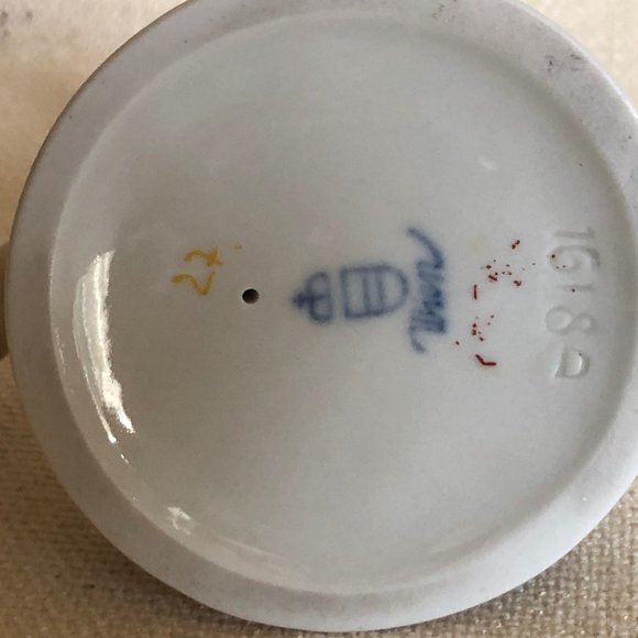 Goat with Baby Boy figurine Augarten Wien Rare - Picture 6 of 6